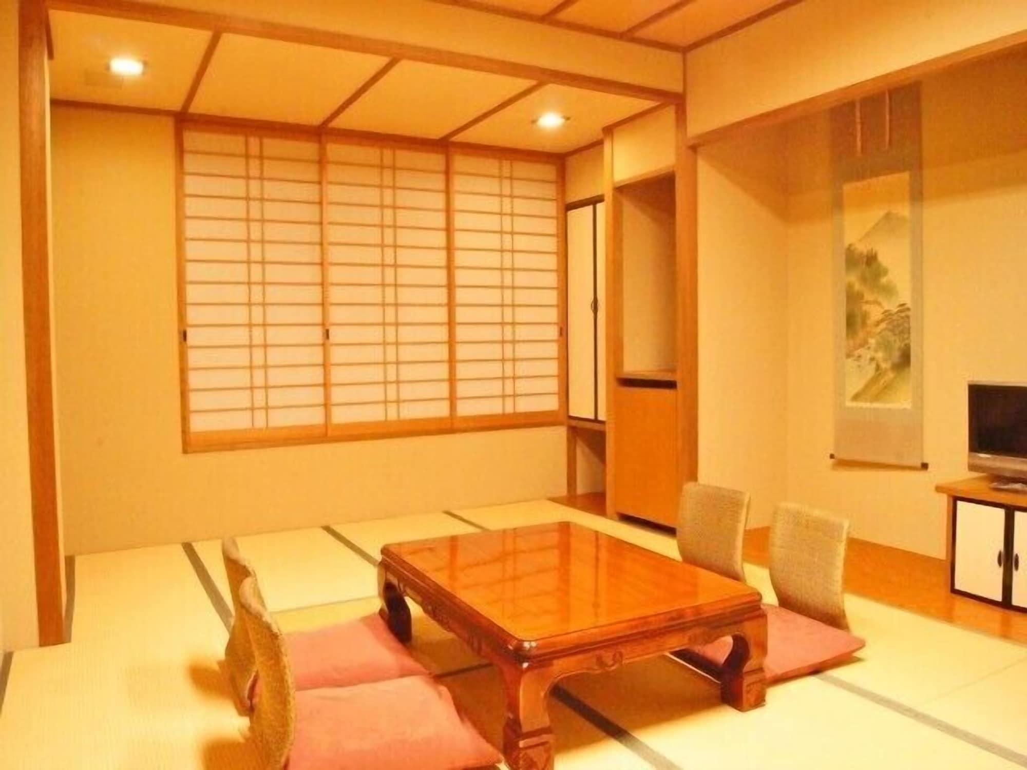 Sarusawaike Yoshidaya Nara Exterior photo