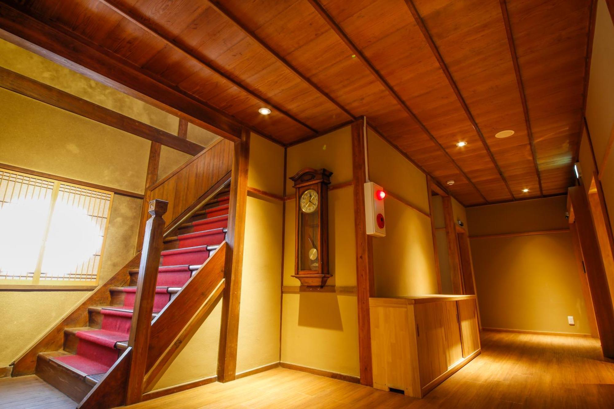 Sarusawaike Yoshidaya Nara Exterior photo